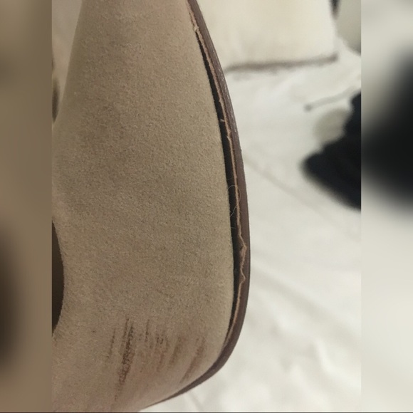 Heels - Picture 4 of 6